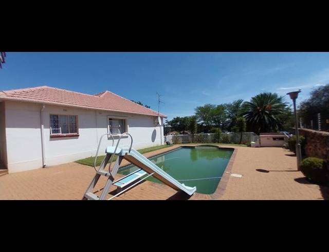 3 BEDROOM HOUSE FOR SALE IN LINKSFIELD
